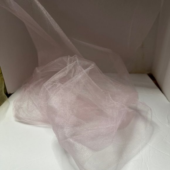 Shell Pink Tulle Fabric Weddings showers Gift wraps - Picture 1 of 3